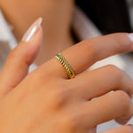 FLUTED GOLD RING