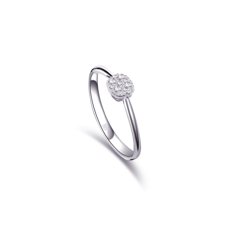 CLASSIC SQUARE DIAMOND RING