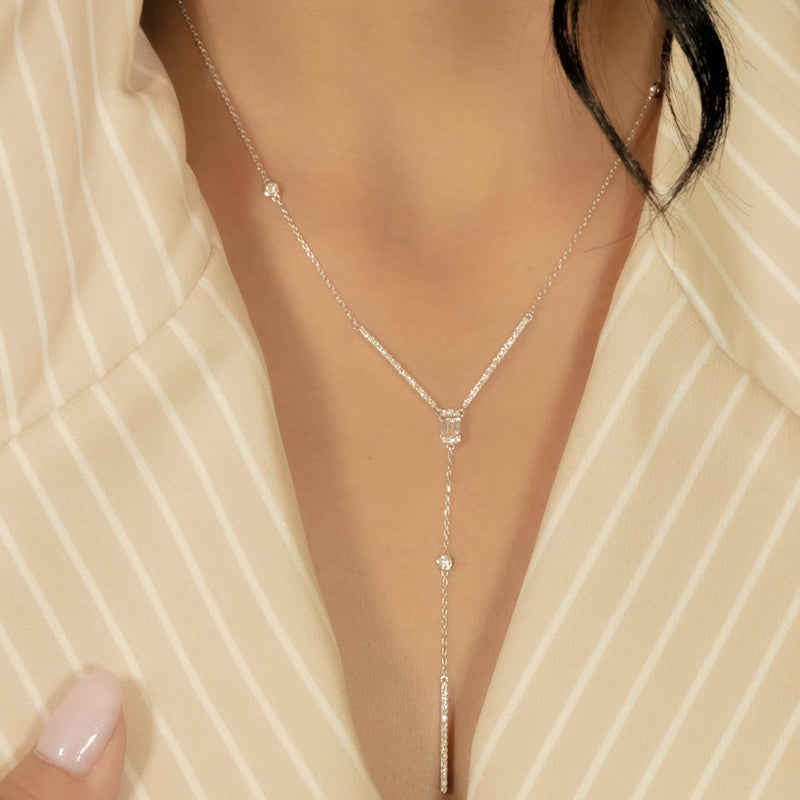 SLEEK LINE Y-SHAPE DIAMOND NECKLACE