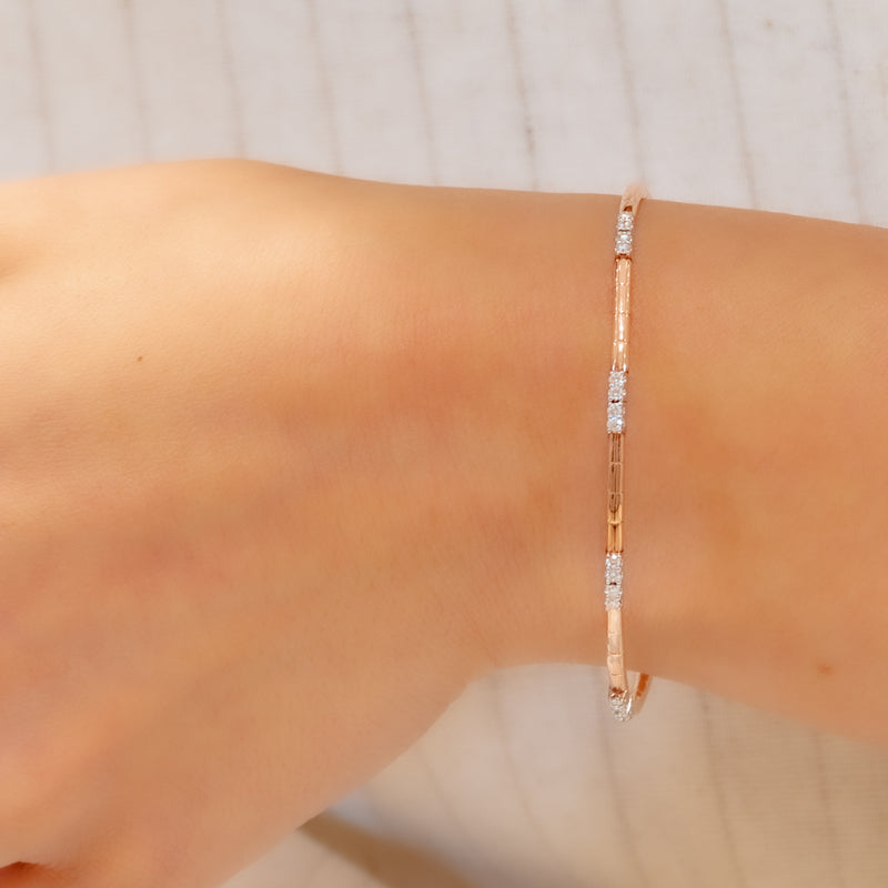 RADIANCE SEPARATE STONED BANGLE DIAMOND BRACELET