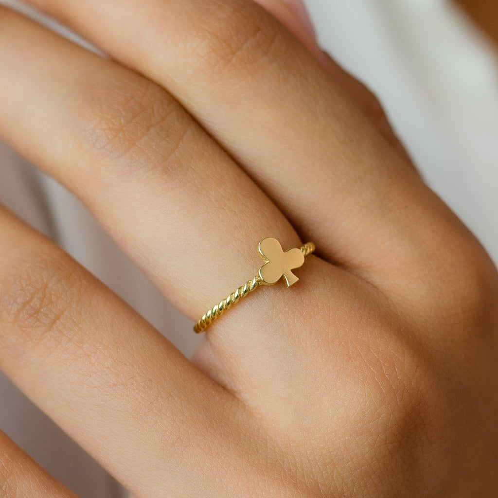 TWISTED CLOVER GOLD RING