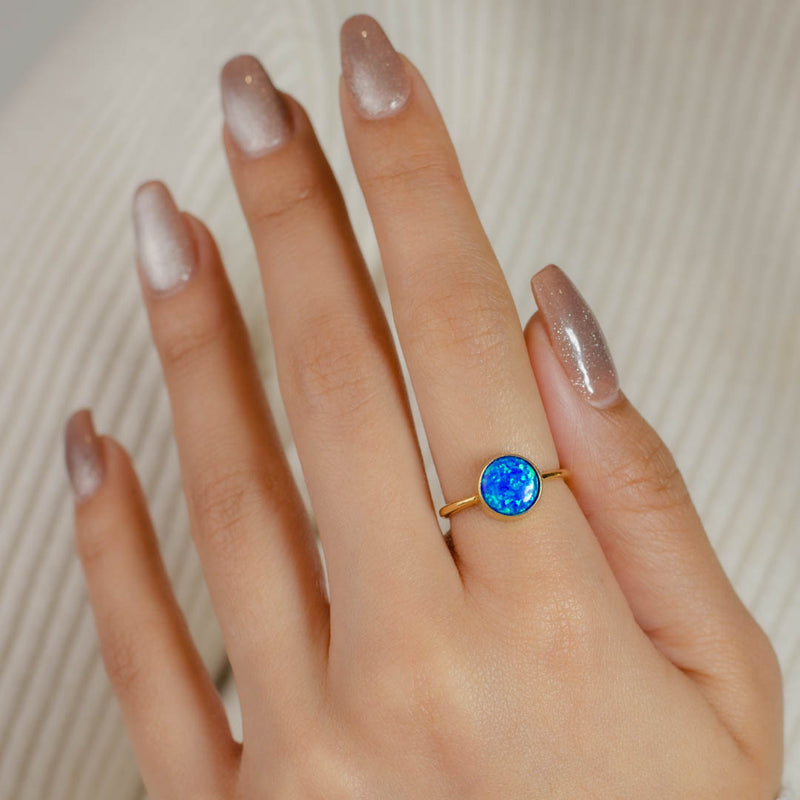 OPAL ROUND STONE GOLD RING