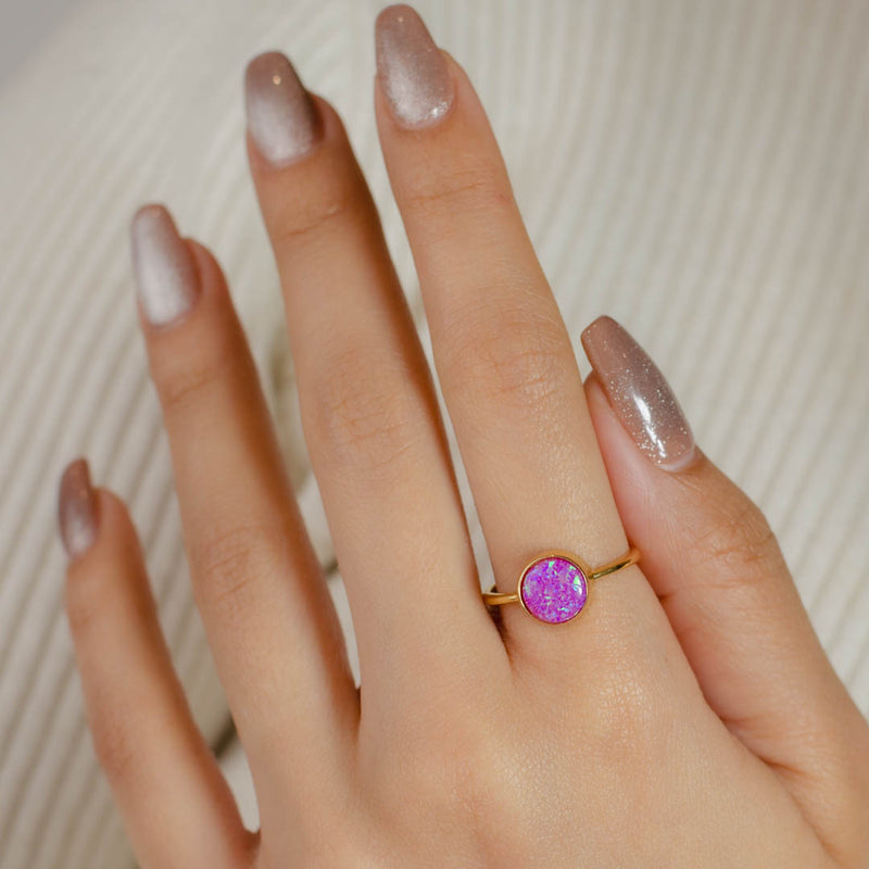 OPAL ROUND STONE GOLD RING