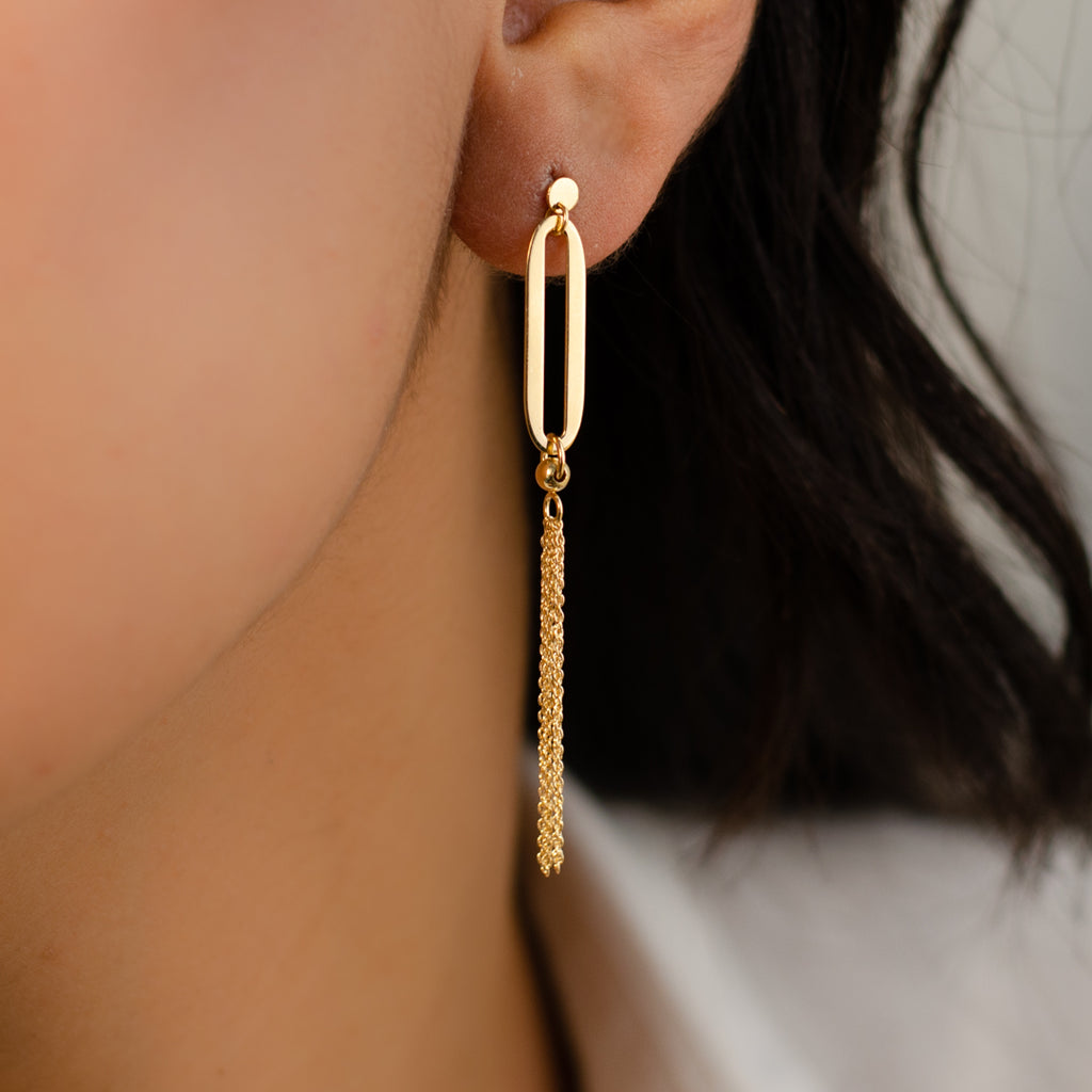 DROPPED CHAINS STUD GOLD EARRING