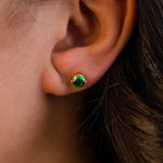 GREEN ROUND STONE STUD GOLD EARRING