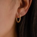 CONNECTED BEADS HOOP GOLD EARRING