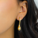 BLOWNED TEARDROP STUD GOLD EARRING