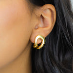 OPENED U-SHAPE HOOP GOLD EARRING