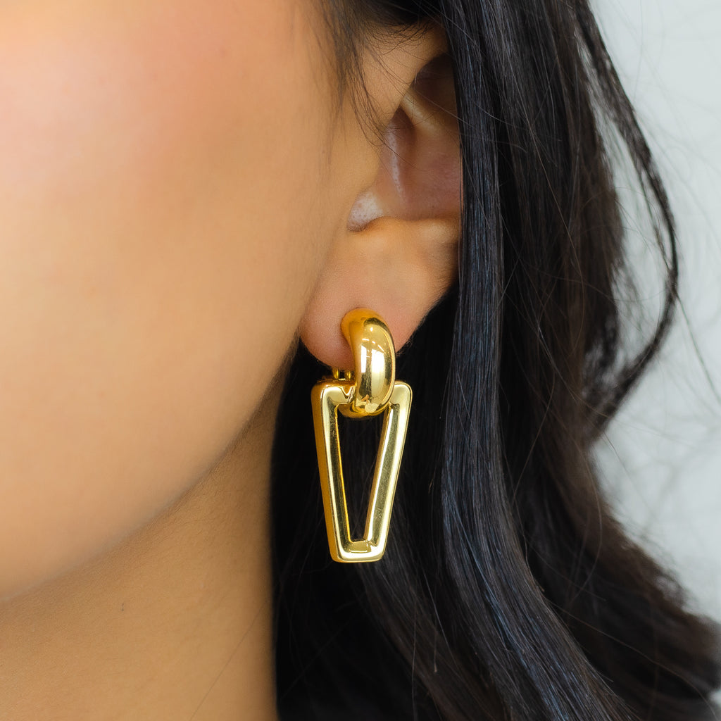 EDGED DOOR KNOCKER CLIP-ON GOLD EARRING