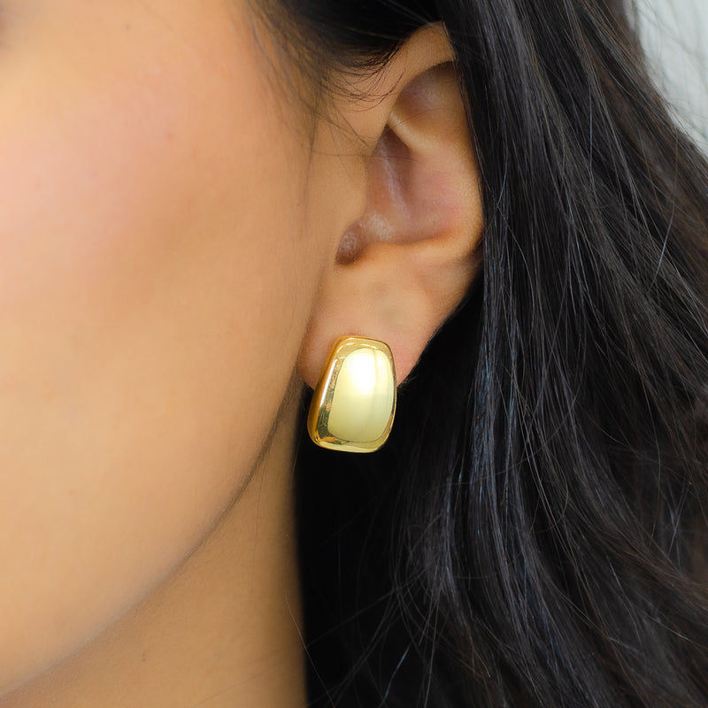 EDGED SHAPE CLIP-ON GOLD EARRING