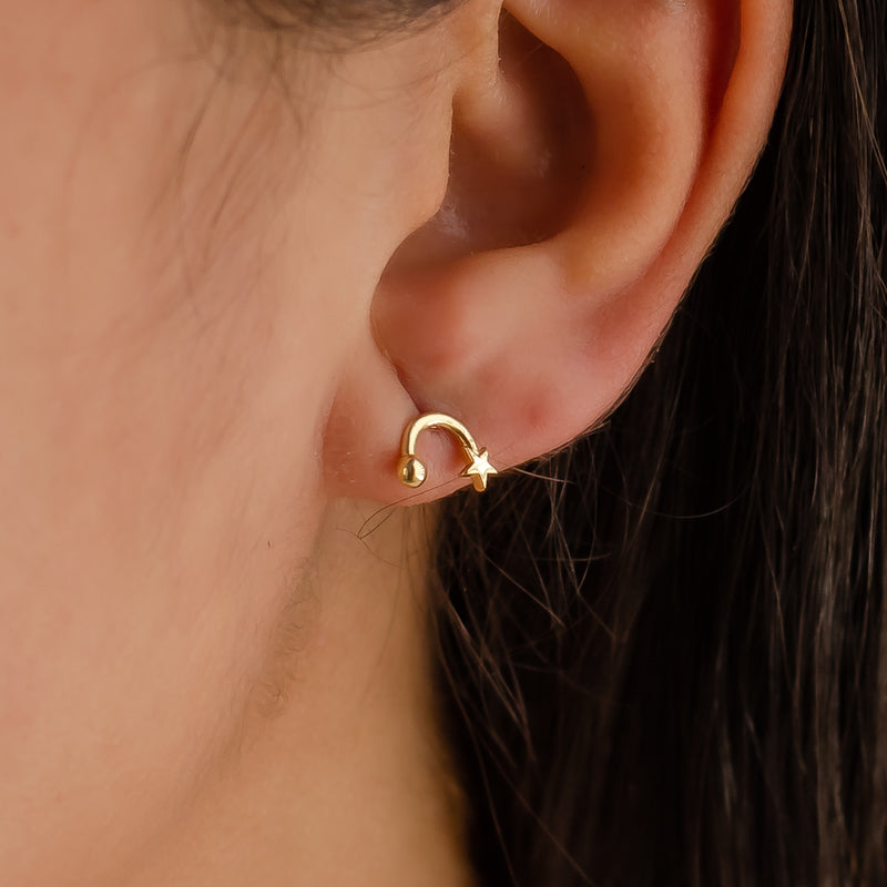 LITTLE MOON WITH A STAR GOLD EARRING