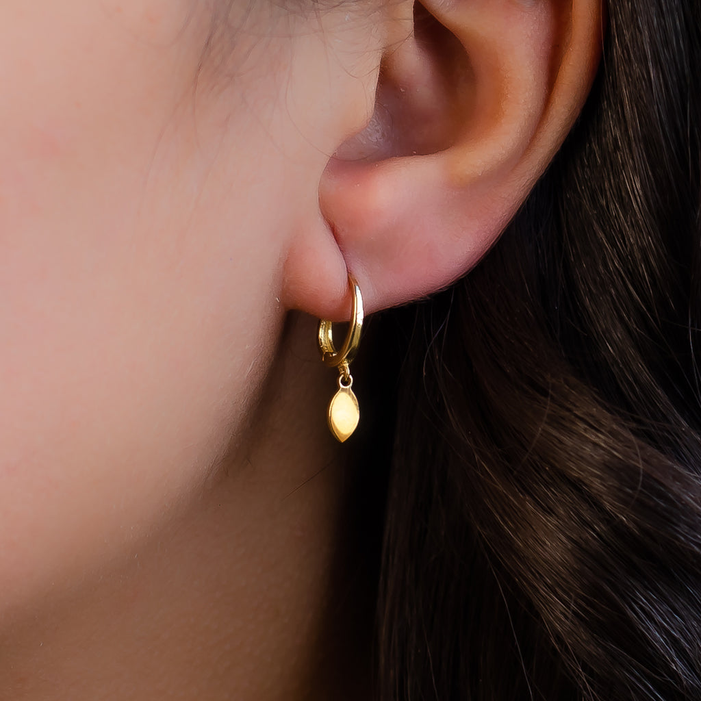 DROPPING MARQUISE ENGLISH LOCK GOLD EARRING