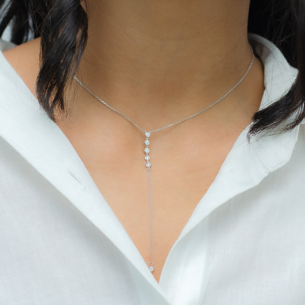 SPARKLING Y-SHAPE DIAMOND NECKLACE