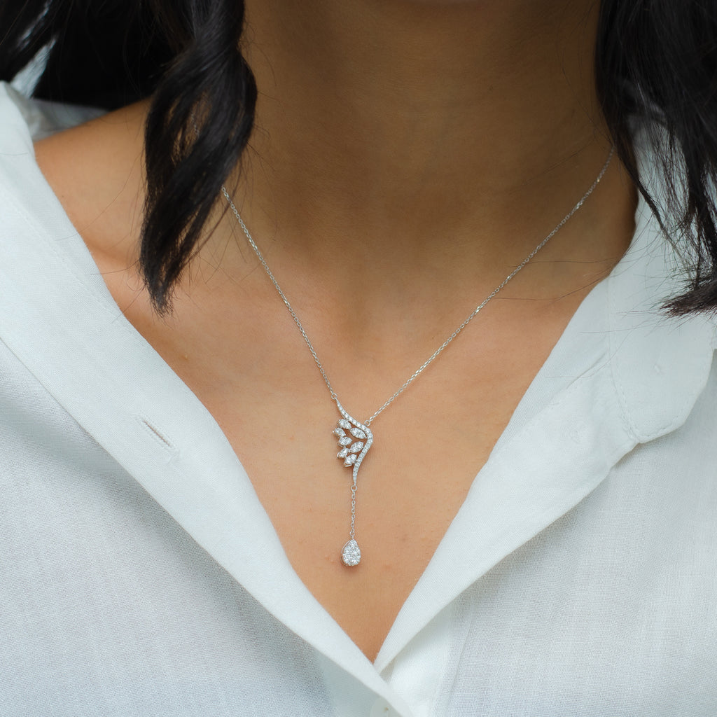 INVERTED WING DIAMOND NECKLACE