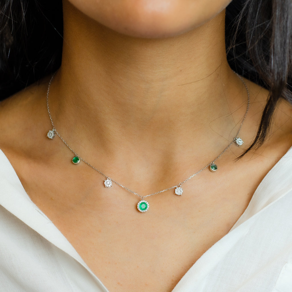 EMERALD DANGLED ROUND CUT DIAMOND NECKLACE