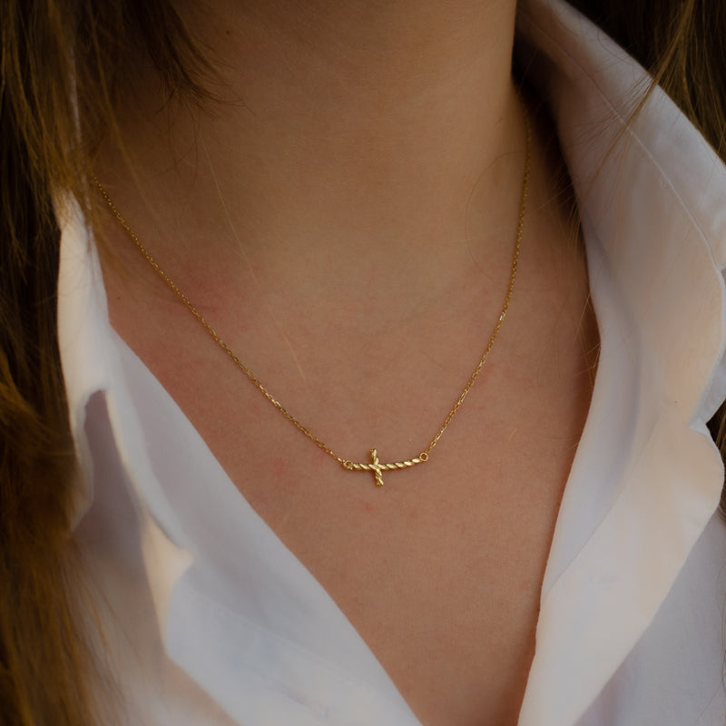 TWISTED CROSS GOLD NECKLACE