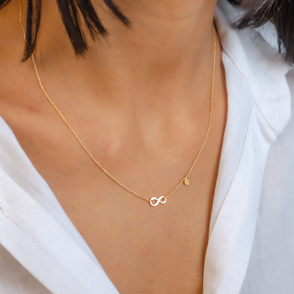 SPARKLING INFINITY  GOLD NECKLACE