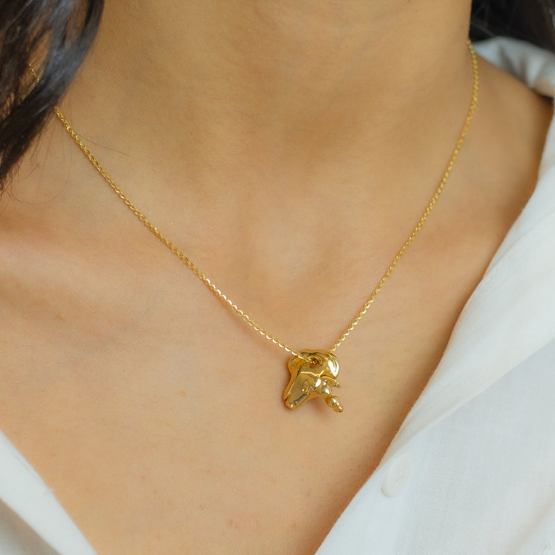 PUFFY CAPRICORN HEAD PENDANT GOLD NECKLACE