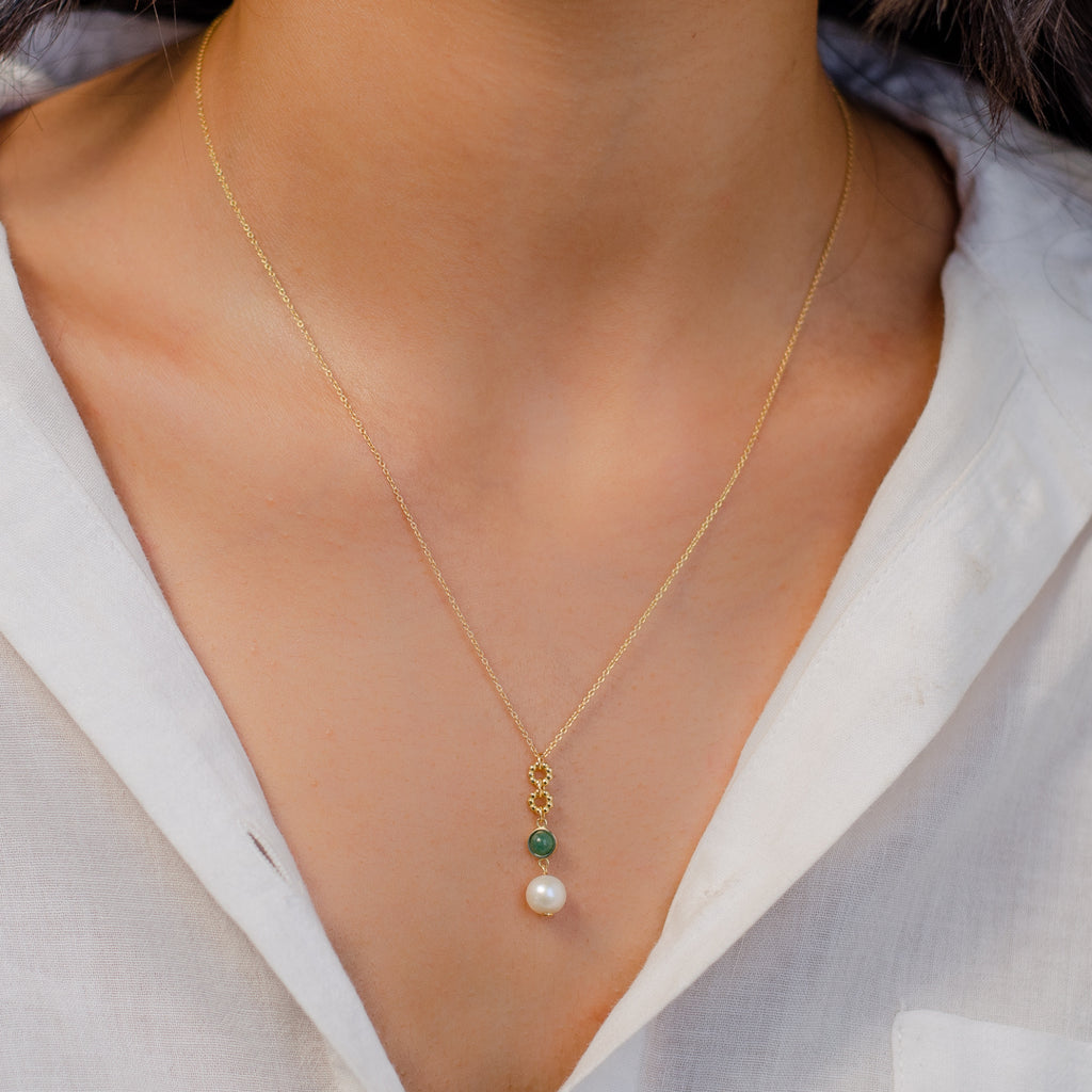 DROPPED PEARL & GREEN MALACHITE GOLD NECKLACE