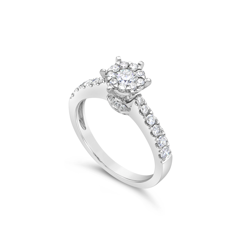 ROUND CLUSTER DIAMOND PROPOSAL RING