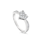 CLASSIC HEART SHAPE DIAMOND RING