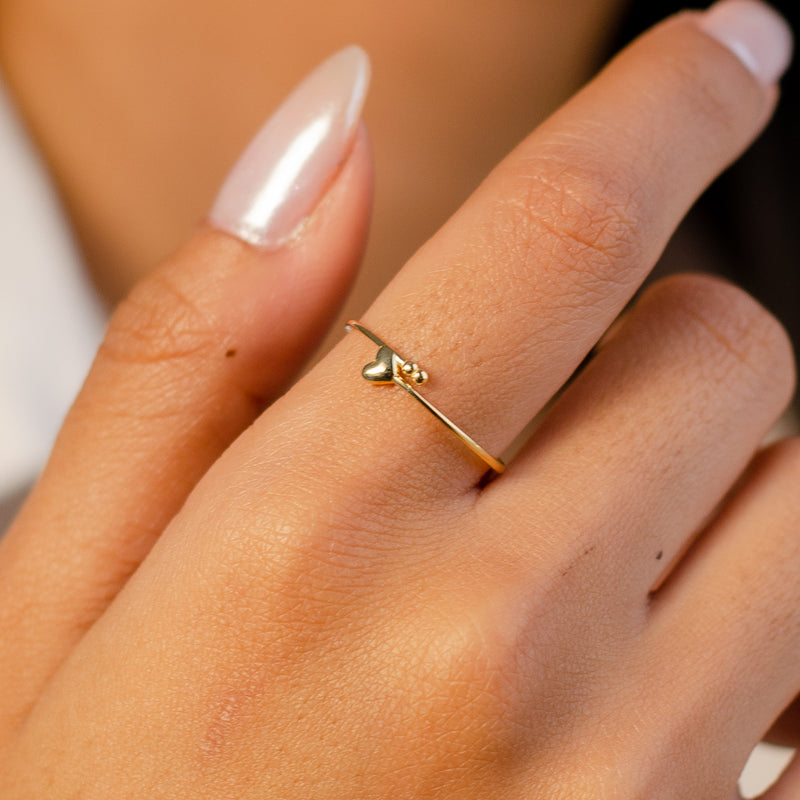 TINY HEART OPEN BAND GOLD RING