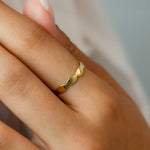 FLAT OVALS GOLD RING