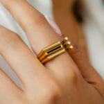 OPEN FORK DESIGN GOLD RING