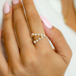 V-SHAPED PEARL GOLD RING