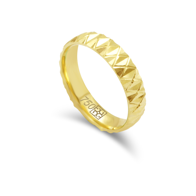 ENGRAVED PATTERN BAND GOLD RING