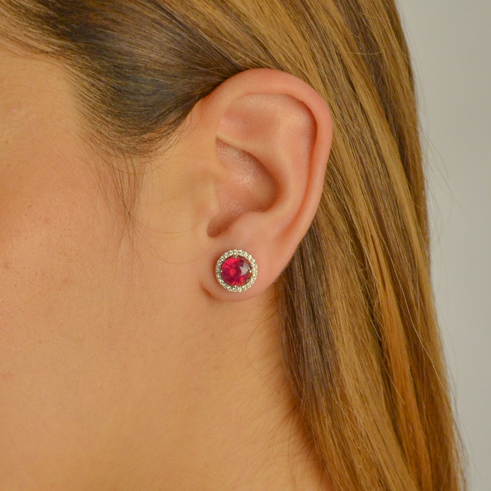 RUBY (2.55 gm) (0.30 CT)