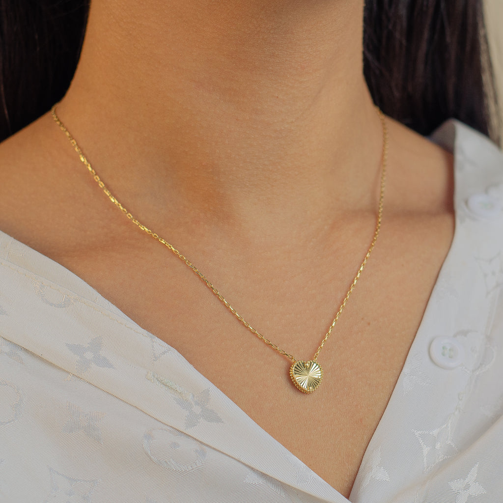 REFLECTED HEART GOLD NECKLACE